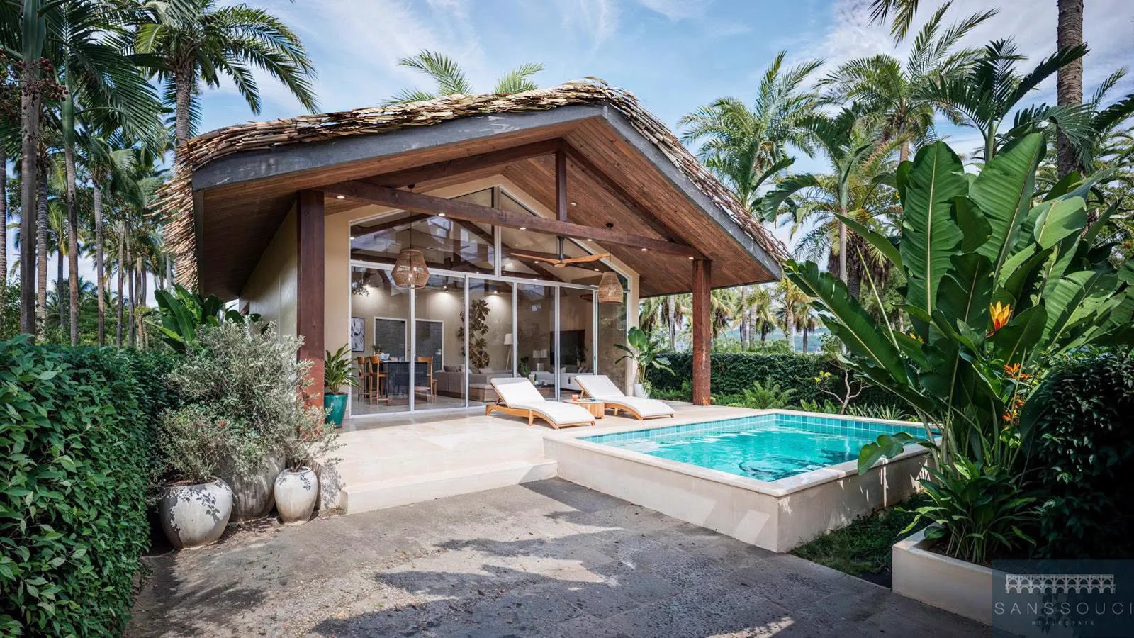 Tropical Balinese-style villas · Maenam Soi 2 · photo 1