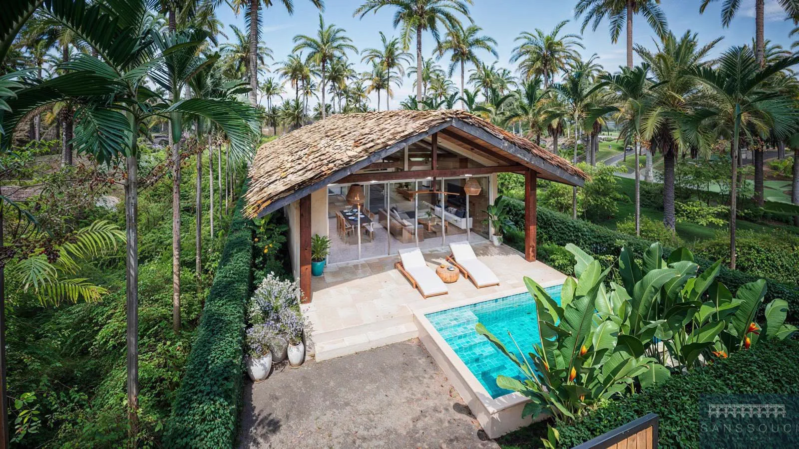 Tropical Balinese-style villas · Maenam Soi 2 · photo 2