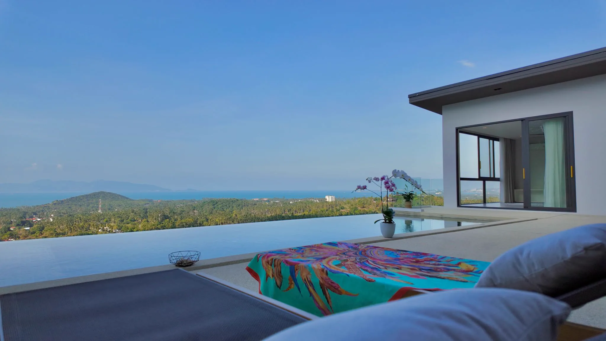 Ocean-view pool villa · Maenam · photo 1