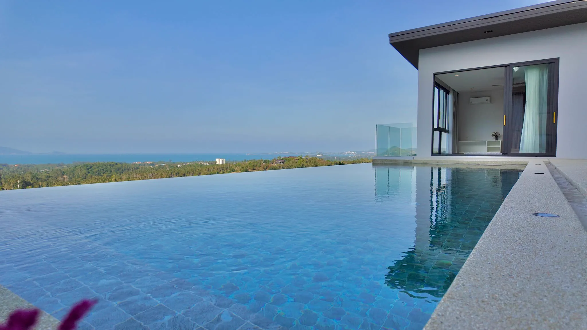 Ocean-view pool villa · Maenam · photo 2