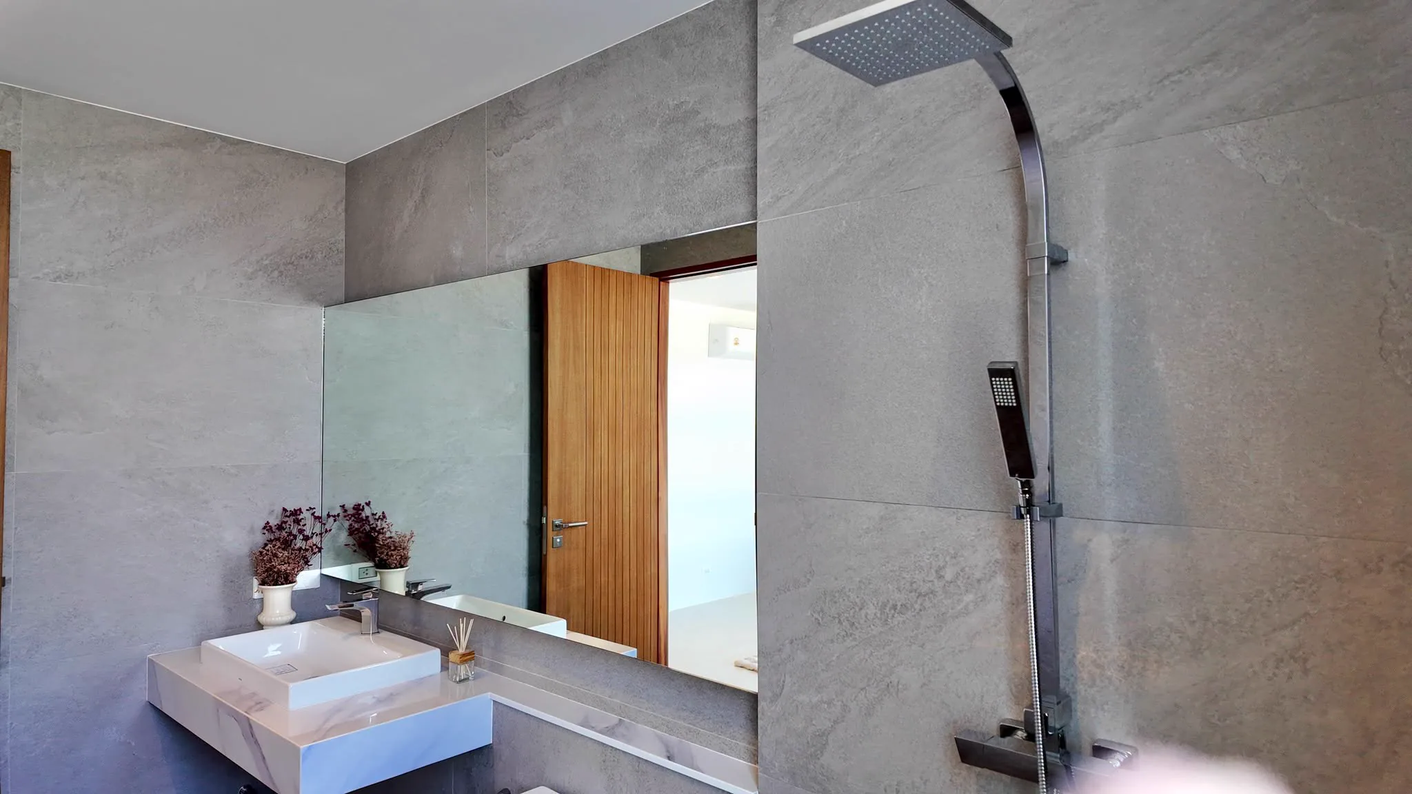 Ocean-view pool villa · Maenam · photo 16