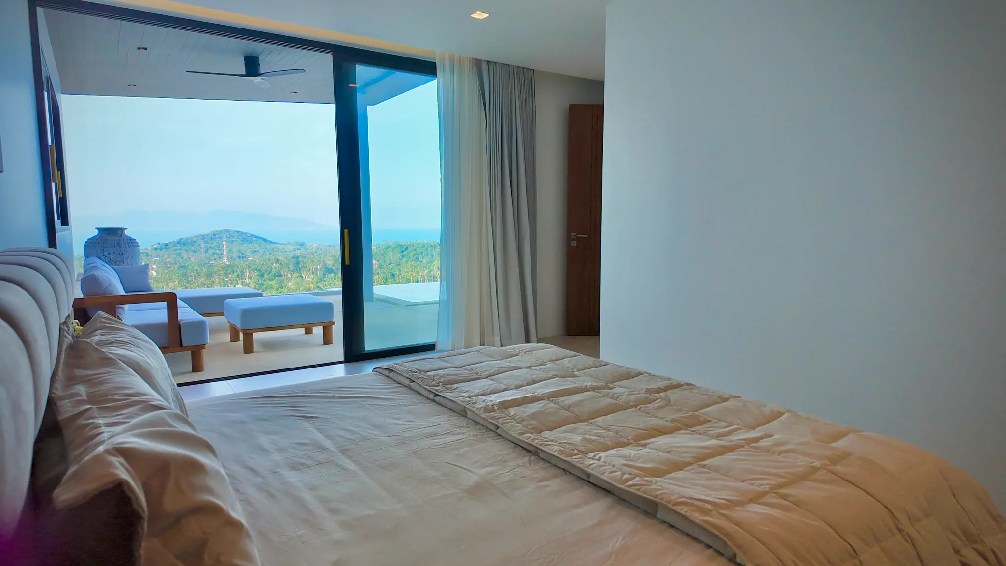 Ocean-view pool villa · Maenam · photo 17