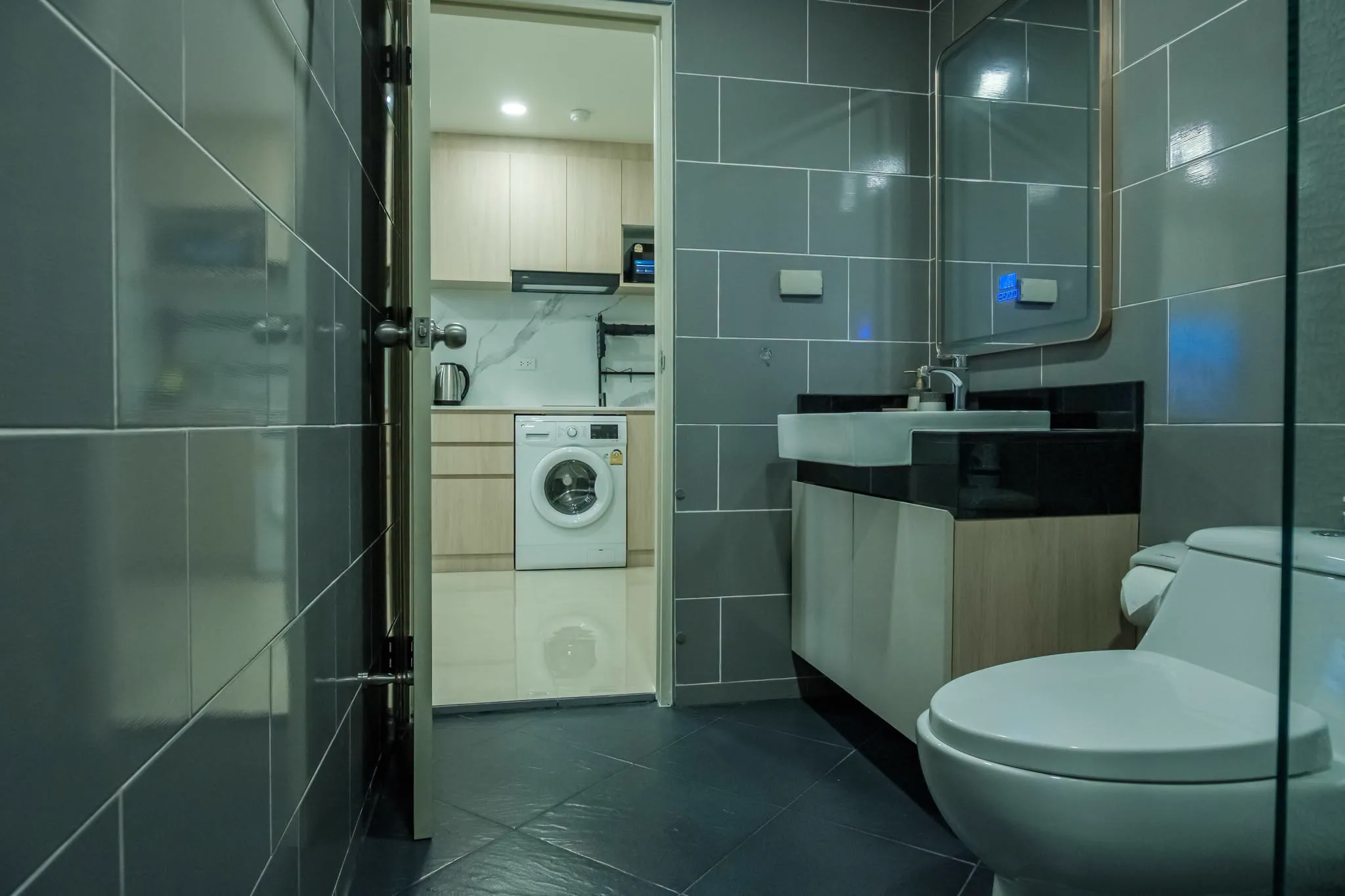 The Terraza · 1-bedroom foreigner-quota condominium · photo 7