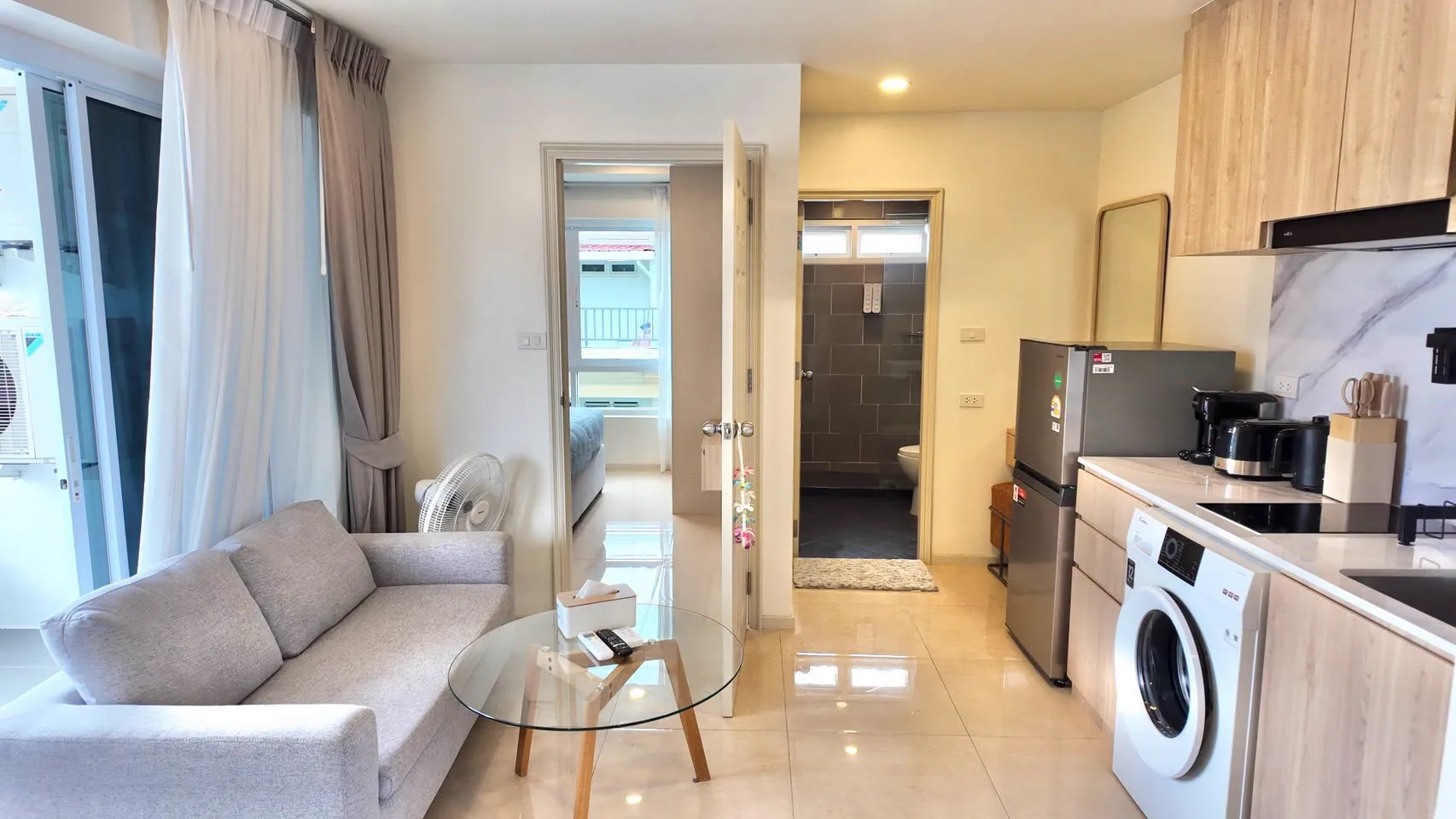 The Terraza · 1-bedroom condominium · quick sale · photo 16
