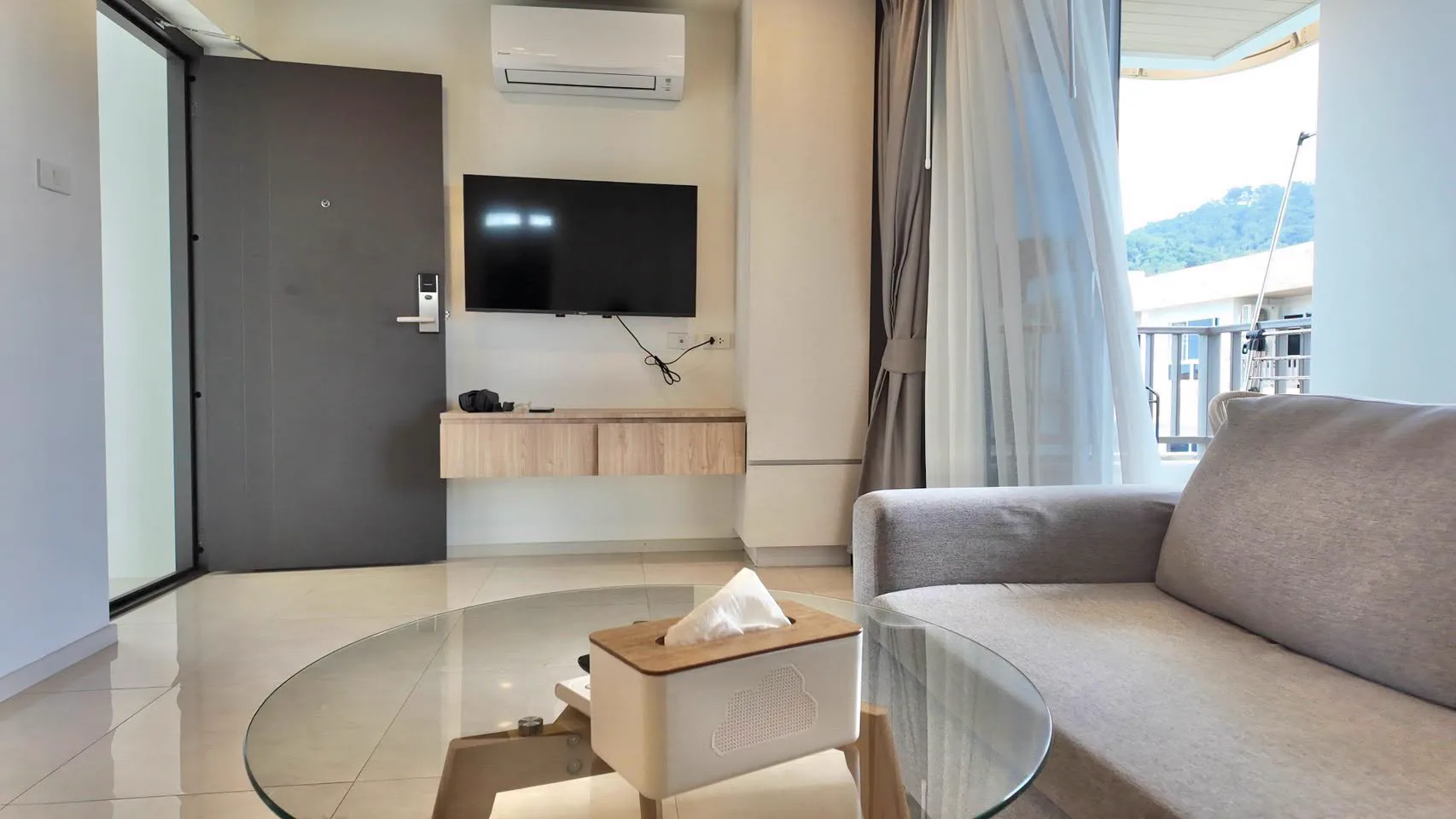 The Terraza · 1-bedroom condominium · quick sale · photo 23