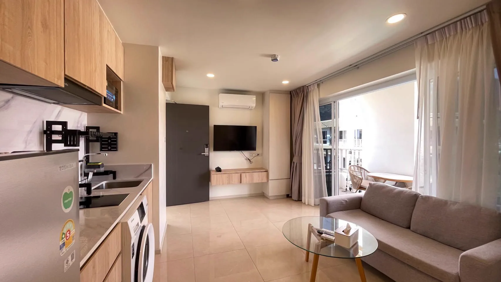 The Terraza · 1-bedroom condominium · quick sale · photo 50
