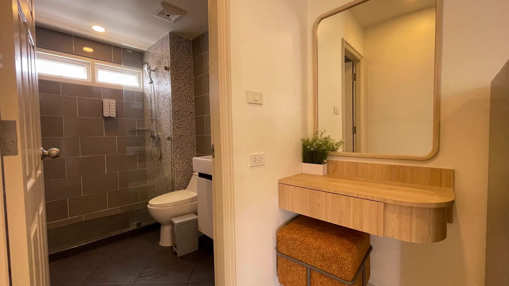 The Terraza · 1-bedroom condominium · quick sale · photo 51