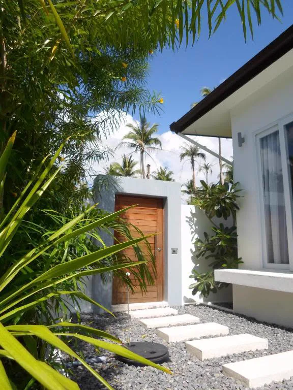 Three private pool villas and rental business · photo 6
